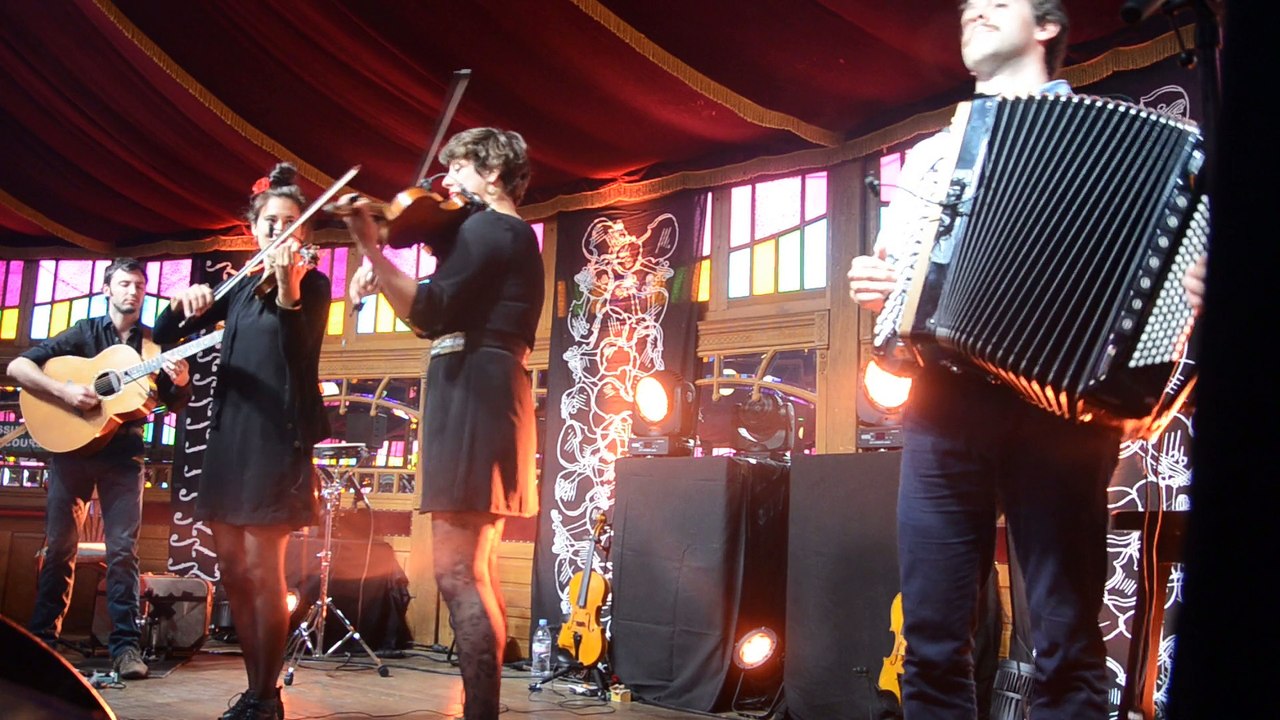 Festival des Violons et Chants du Monde: Zakouska, enchantement sous chapiteau