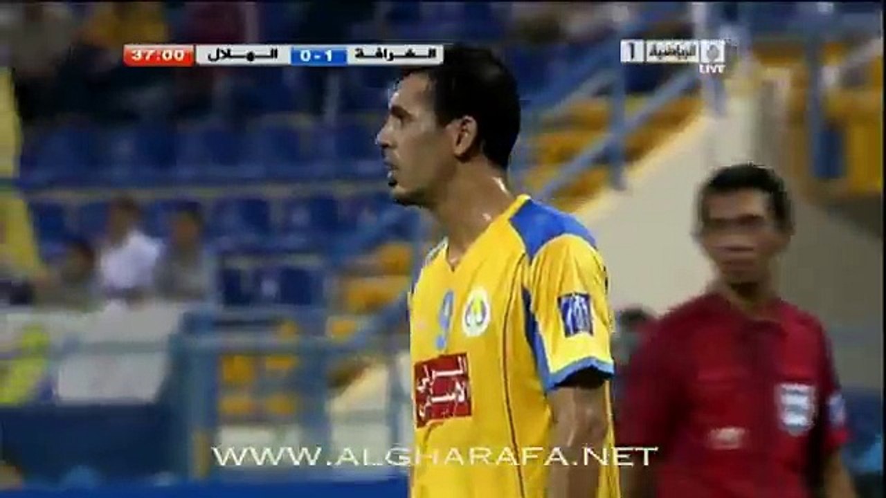 الهدف الثاني للغرافة على الهلال يونس محمود