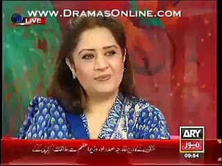 Atiqa Odho’s Husband surprised her on Sanam Baloch’s morning show with a pictutre cake