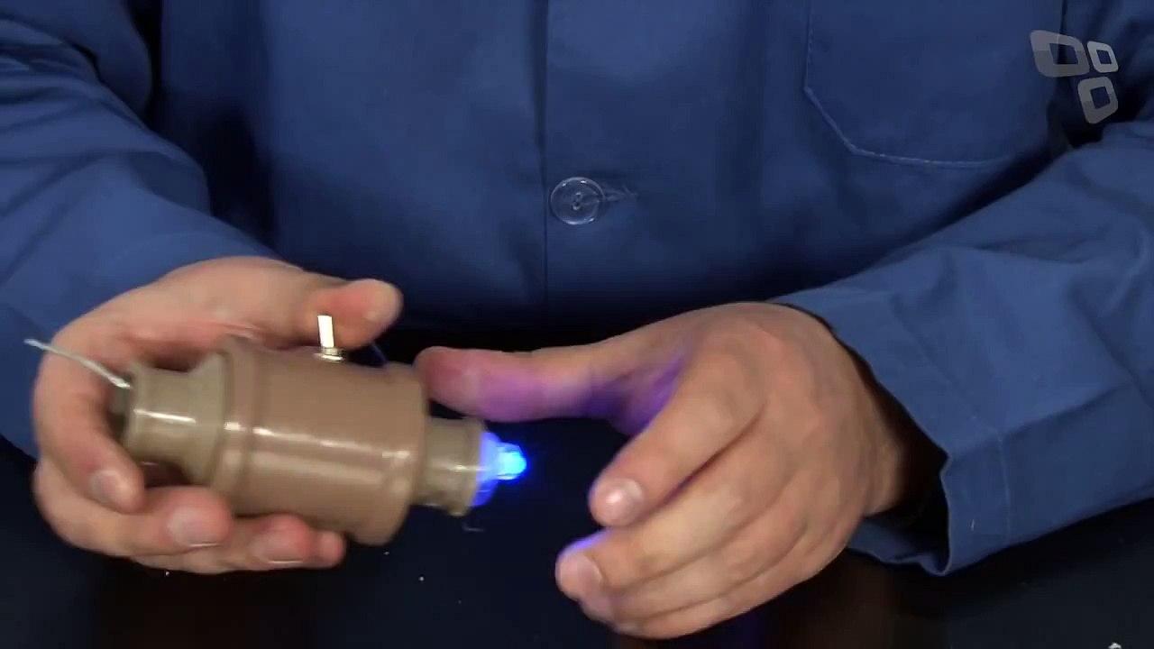 Como fazer uma torneira iluminada por LED [Área 42] - Tecmundo