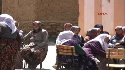 Şehit Polis Memuru Toprağa Verildi