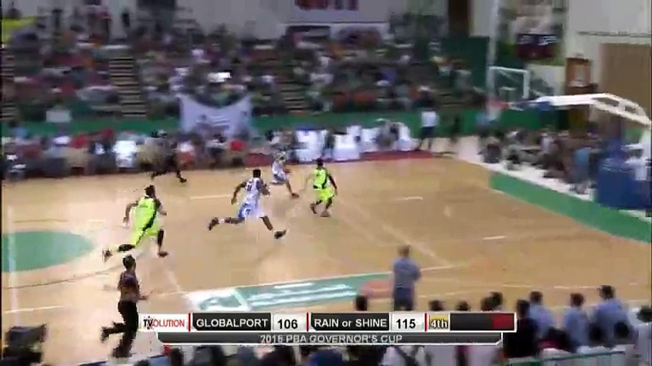 Norwood floats a perfect pass to Mckines for the slam   Rain or Shine vs Global Port Governor's Cup May 22,2015