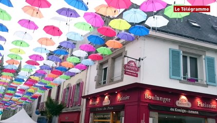 Quimperle. Chantons sous les parapluies