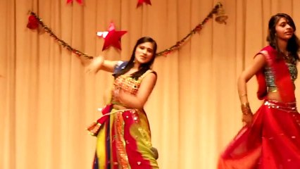 Beautiful Girl Best Mehndi Dance Desi Wedding (HD) - Video Dailymotion