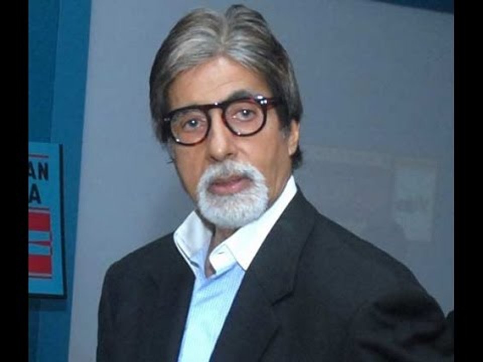 Big B Mourns Loss of Lives, Heritage Sites in Nepal Earthquake