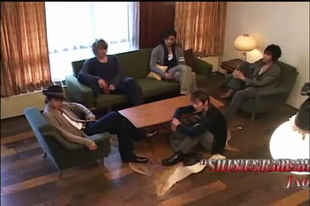 JYJ Yoochun messing with Jaejoong