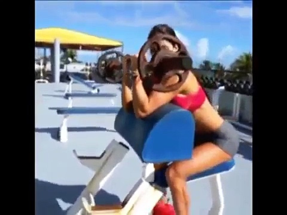 MICHELLE LEWIN Fitness Model Workout For Back,Shoulder and Arms