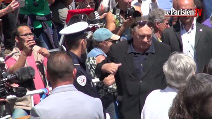 Cannes 2015. Le bisou de Gérard Depardieu à Isabelle Huppert