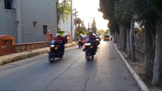 Genç Komiser Düğününe Ekip Arkadaşları Eşliğinde Gitti