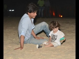 SRK & AbRam Enjoying in Goa Beach