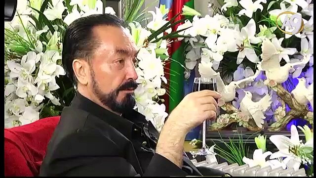 YasarKemal 'e Allah gani gani rahmet eylesin. Sevgi dolu, kıymetli bir insandı, sadece Allah'tan korkardı. Allah aile