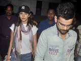 Virat Kohli & Anushka Sharma Spotted at the Mumbai Airport