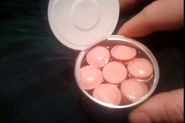 Eating Terrible Things -- Ep. 2  Maple Leaf Vienna Sausage