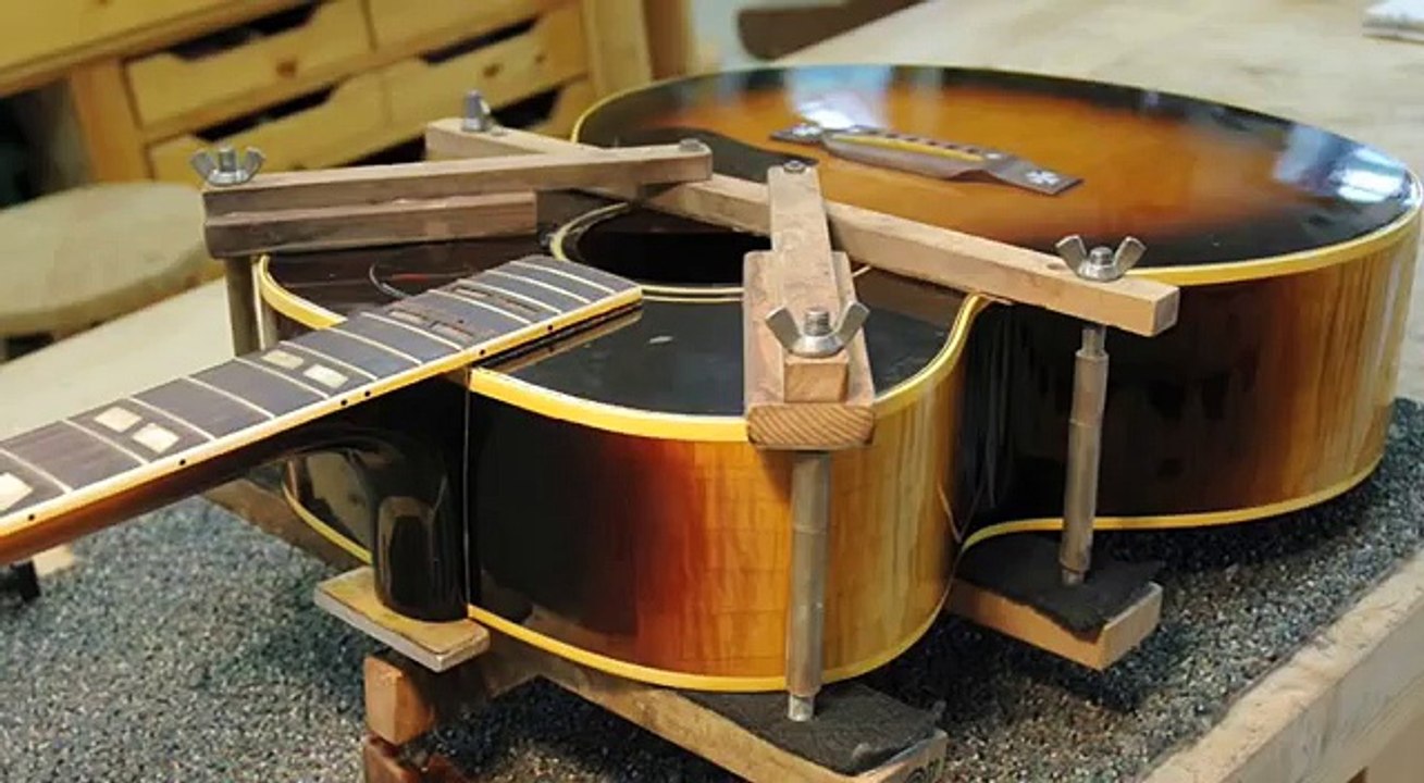 Gibson guitar neck reset