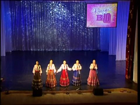 Там у вишневом у саду, там соловейко шебетав.wmv