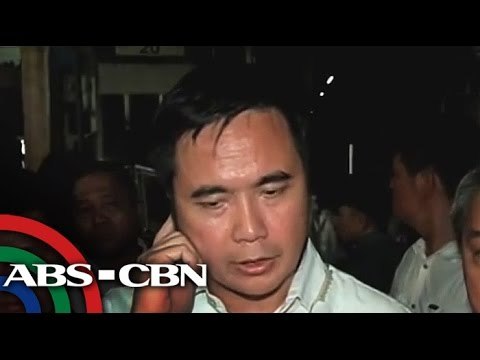 Abaya apologizes for MRT mishap, vows help for passengers