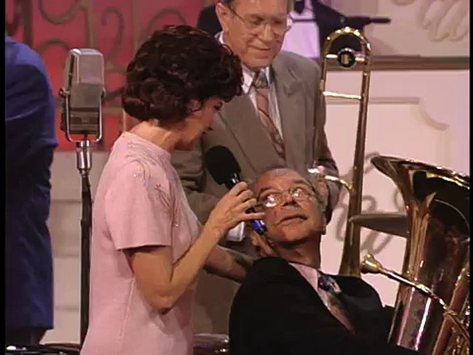 The Music Goes Round and Round   Mary Lou Metzger with Richard Maloof