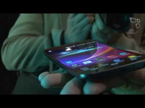 LG G Flex - Hands-On - [CES 2014] - Tecmundo