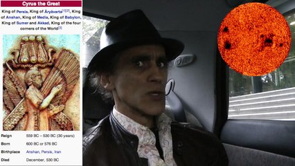 Santos Bonacci: Male Sun & Female Moon names