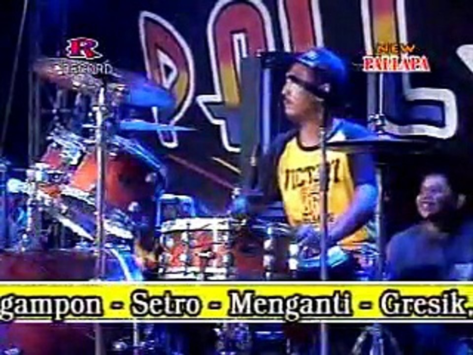 Sakitnya Tuh disini Wiwik sagita New Pallapa Terbaru 2015 Dangdut Koplo