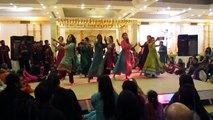 Pakistani Desi Girls Wedding Dance 2015 (Saraiki HD Songs)