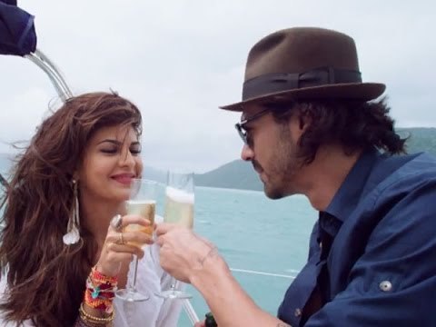 Hangout with Jacqueline Fernandez, Arjun Rampal On Feb 13 - BT