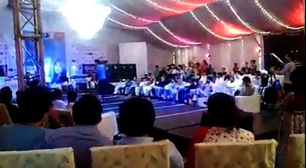 hOnEy rAaJ nEw SoNg 2015