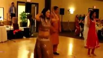 Awesome Beautiful Mehndi Night Wedding Dance