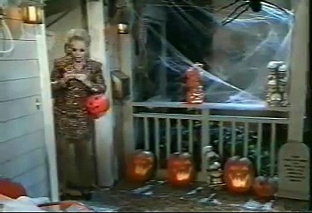 Mad TV Vancome Lady
