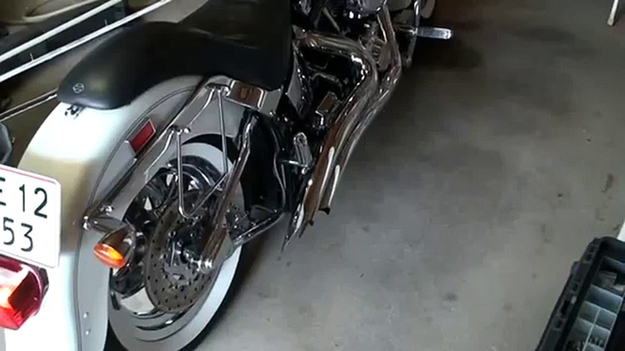 AMAZING Harley Davidson Sound - AWESOME sound