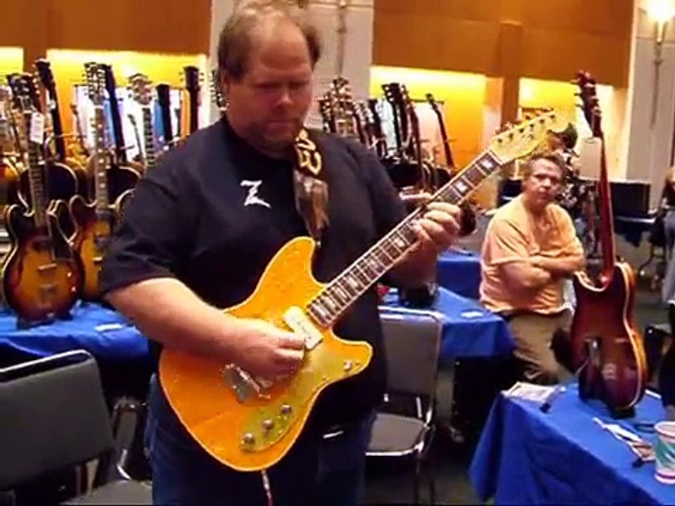 Buddy Whittington Playing a Lentz Guitar and Dr. Z Mini Z