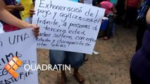 PROTESTAN MIGRANTES CONTRA EL INSTITUTO NACIONAL DE MIGRACION
