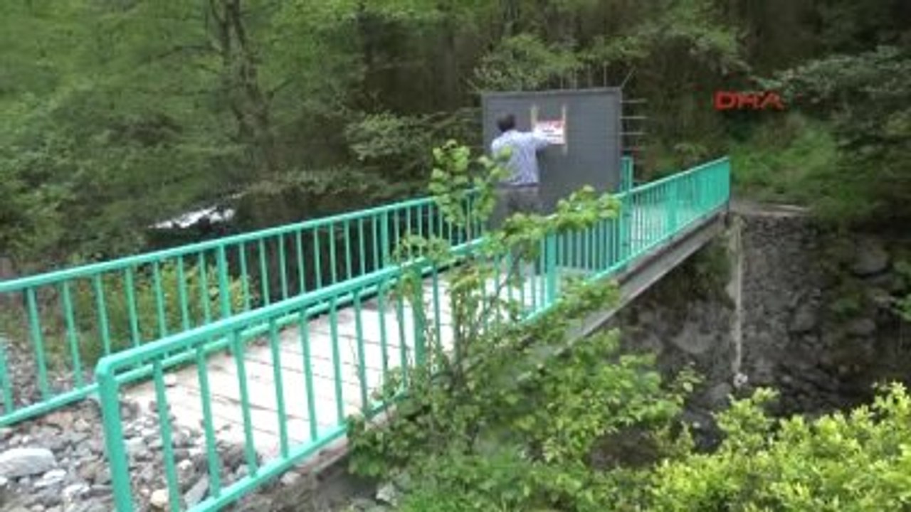 Rize Burası Rize: Anahtarı Olmayan Köprüden Geçemez