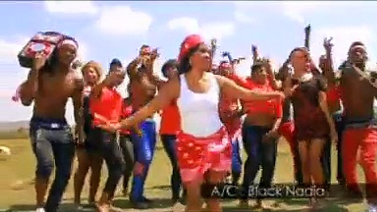 BLACK NADIA  -   Tsisy miala