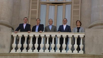 BUEN AMBIENTE ENTRE UNOS CANDIDATOS PENDIENTES DEL VEREDICTO DE LA CALLE