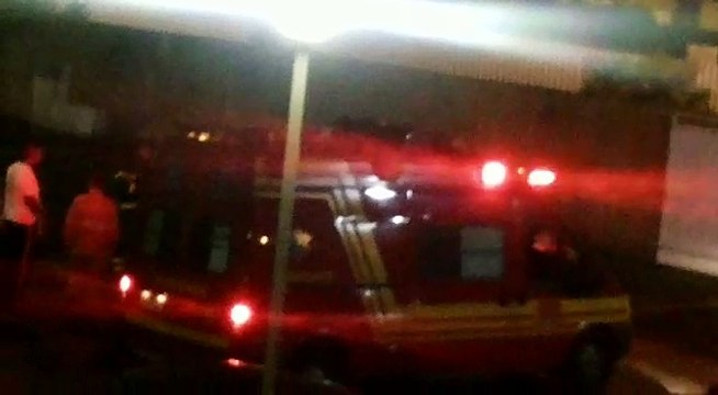 Incêndio em prédio de Jardim Camburi assusta moradores