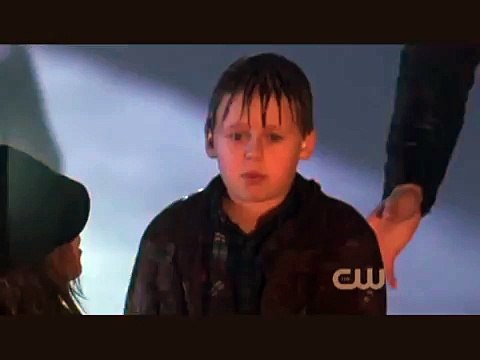 One tree hill 8x11 scene (Brooke, Nathan, Julian, Haley, Jamie)