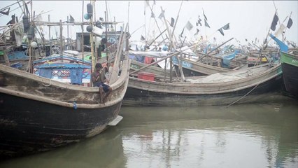 Myanmar's Rohingya migrants face grim life back home
