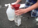 Vinegar and Baking Soda Bombs