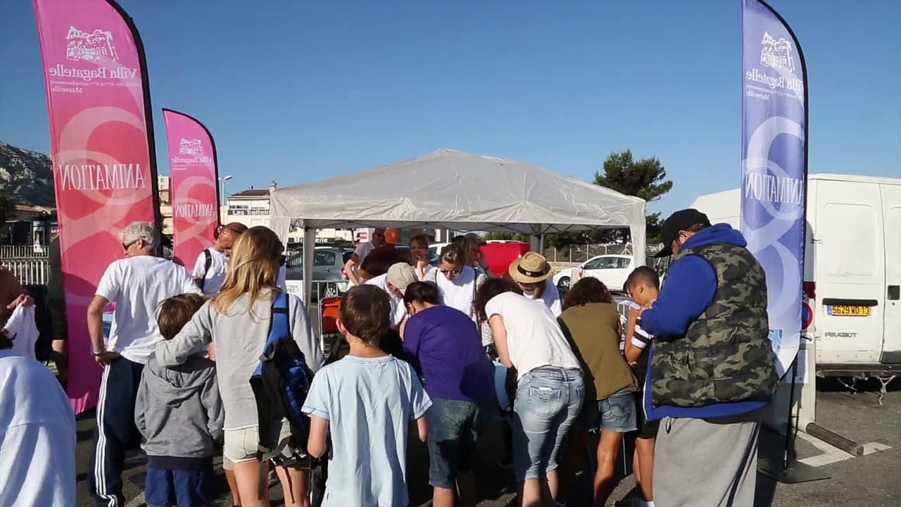 Marseille : opération grand nettoyage dans les calanques
