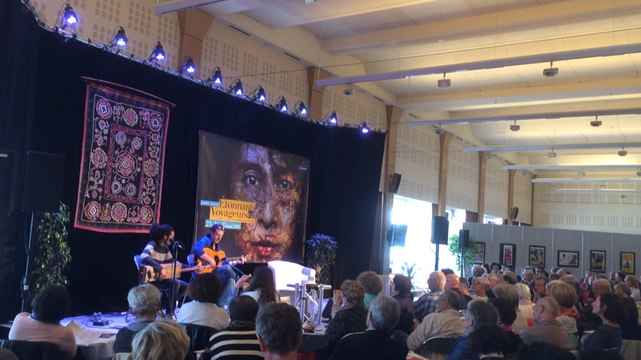 Etonnants Voyageurs 2015, à Saint-Malo café littéraire