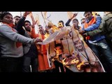 PK Controversy: Bajrang Dal & Vishwa Hindu Parishad Members Attack Theatres Screening 'PK' - BT