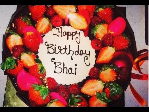 EXCLUSIVE: Leaked Pics Of Salman Khan's 49th Birthday Bash - BT