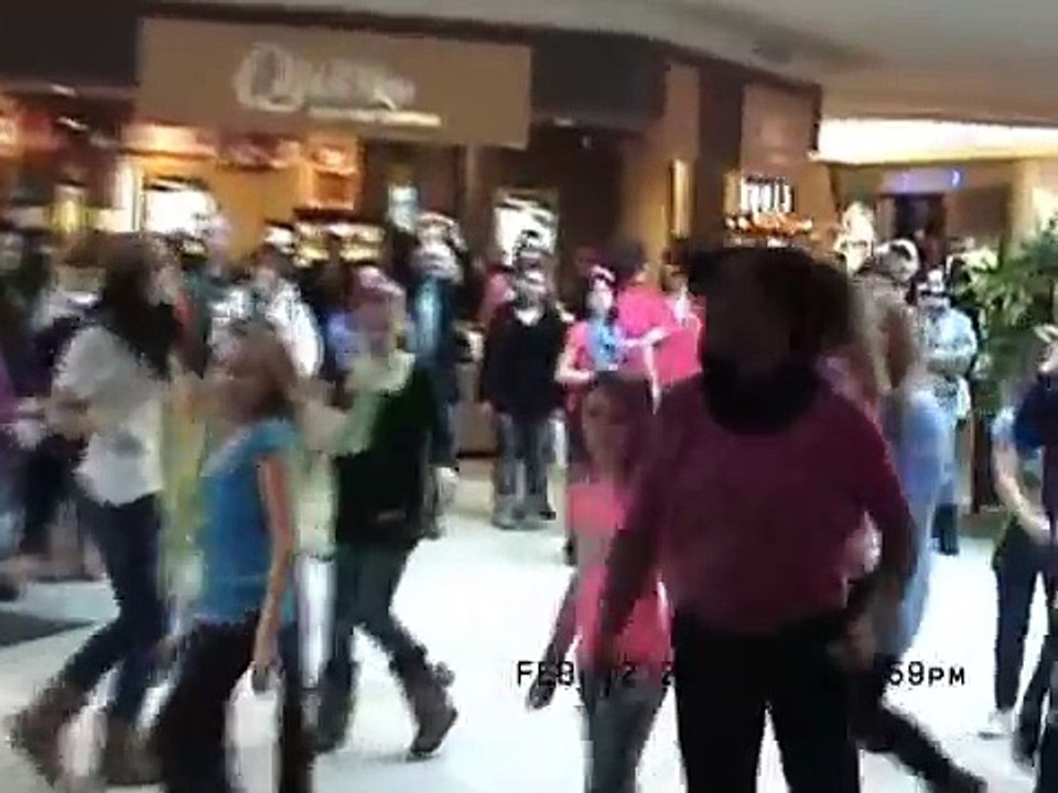 Flashmob Proposal - Bruno Mars "Marry you" : IPAA (Take one)