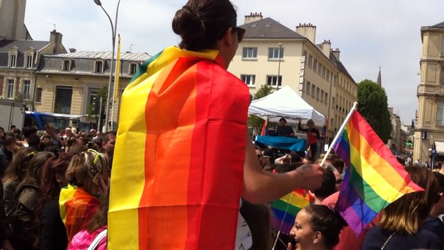 Marche des fiertés à Caen