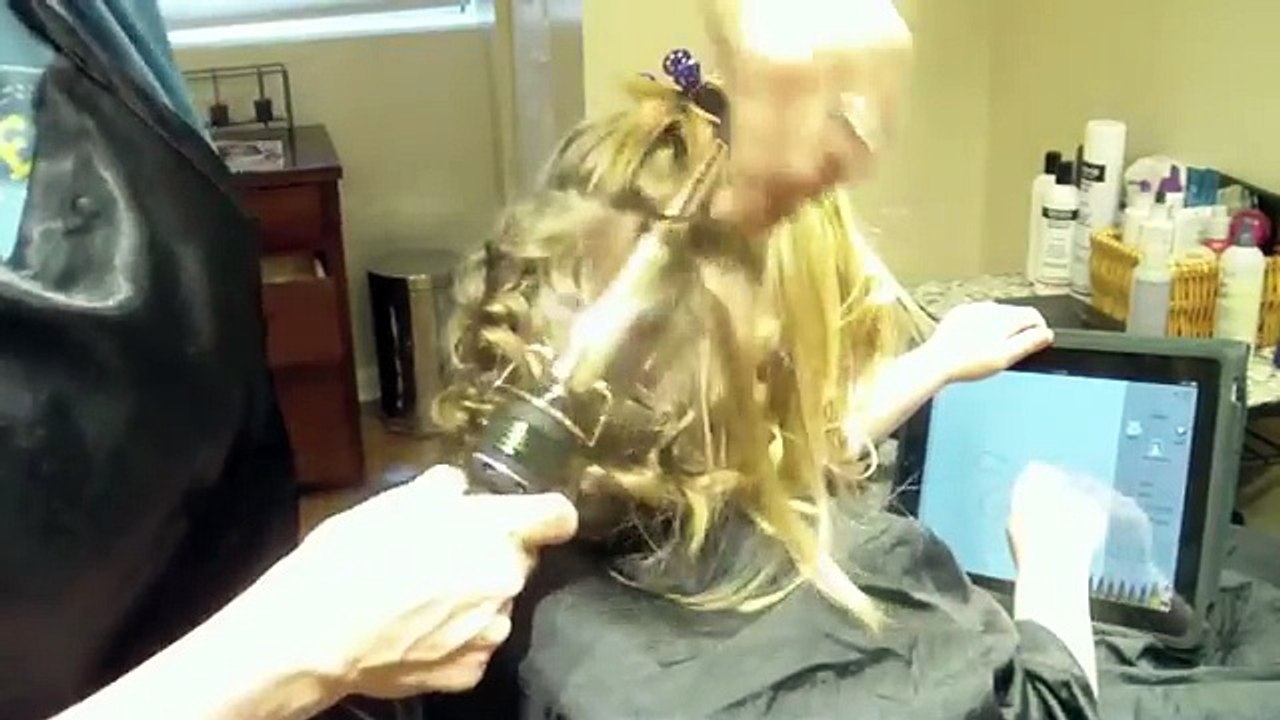 "Taylor Swift Inspired" Shoulder Length Spiral Curls: Hair Tutorial