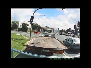 Stolen Tow Truck Police Chase Brisbane Australia