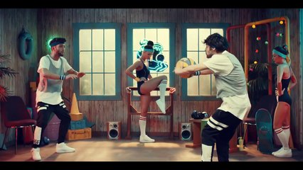 EBRU YAŞAR FT. TAN CUMARTESİ