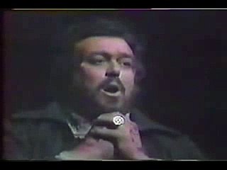 Pavarotti E lucevan le stelle