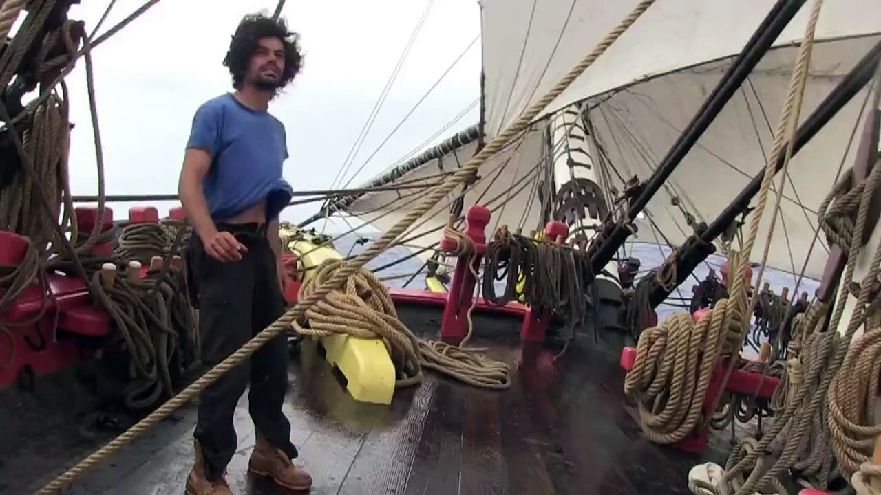 L'Hermione affronte les coups de vent dans l'Atlantique